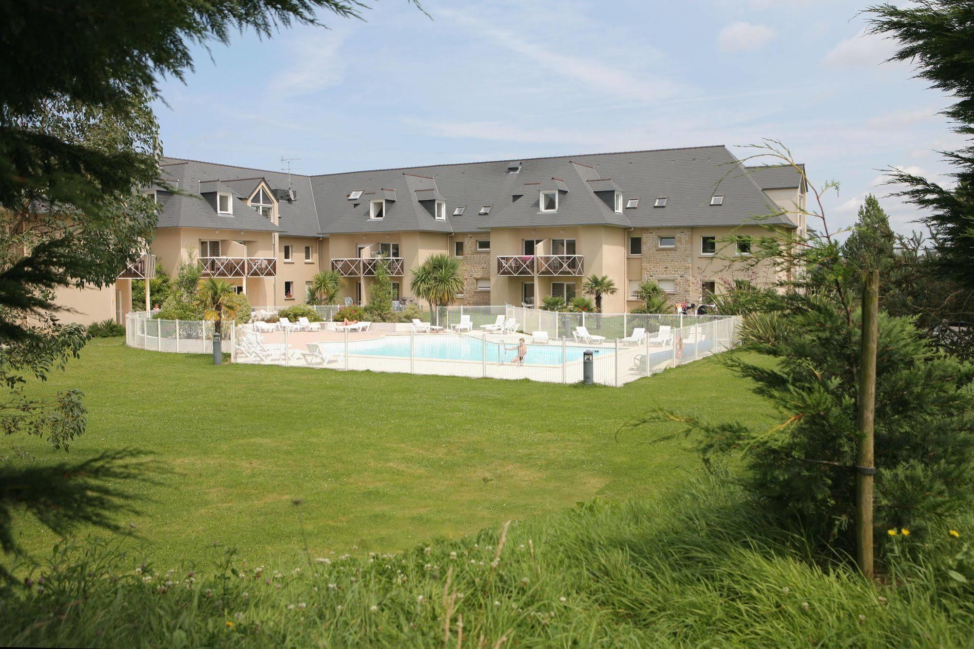 Residence Nemea Kermael Saint-Briac-sur-Mer Bagian luar foto